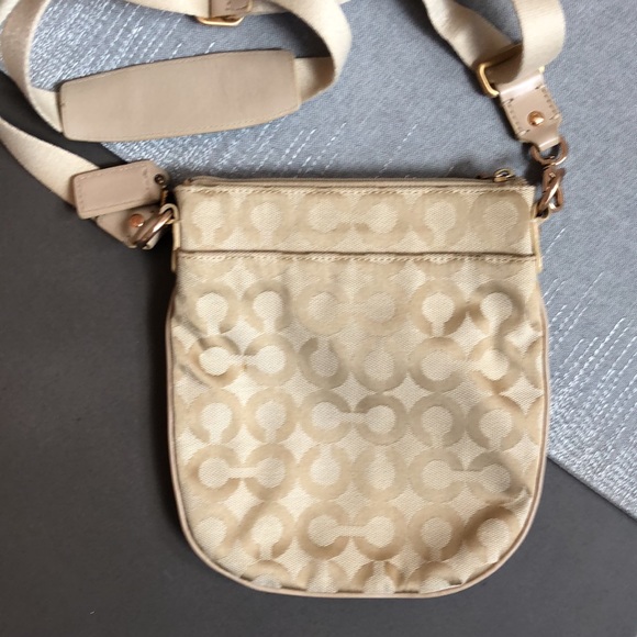 Coach Crossbody - Picture 6 of 11